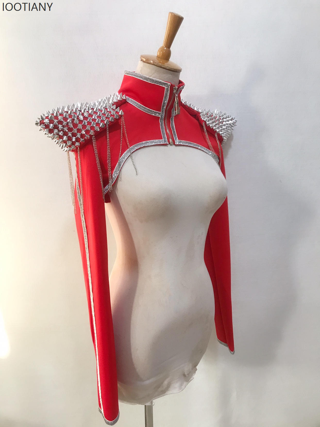 IOOTIANY Red Rivet Padded Shou – Women'S Red Accessories recenzja i cena