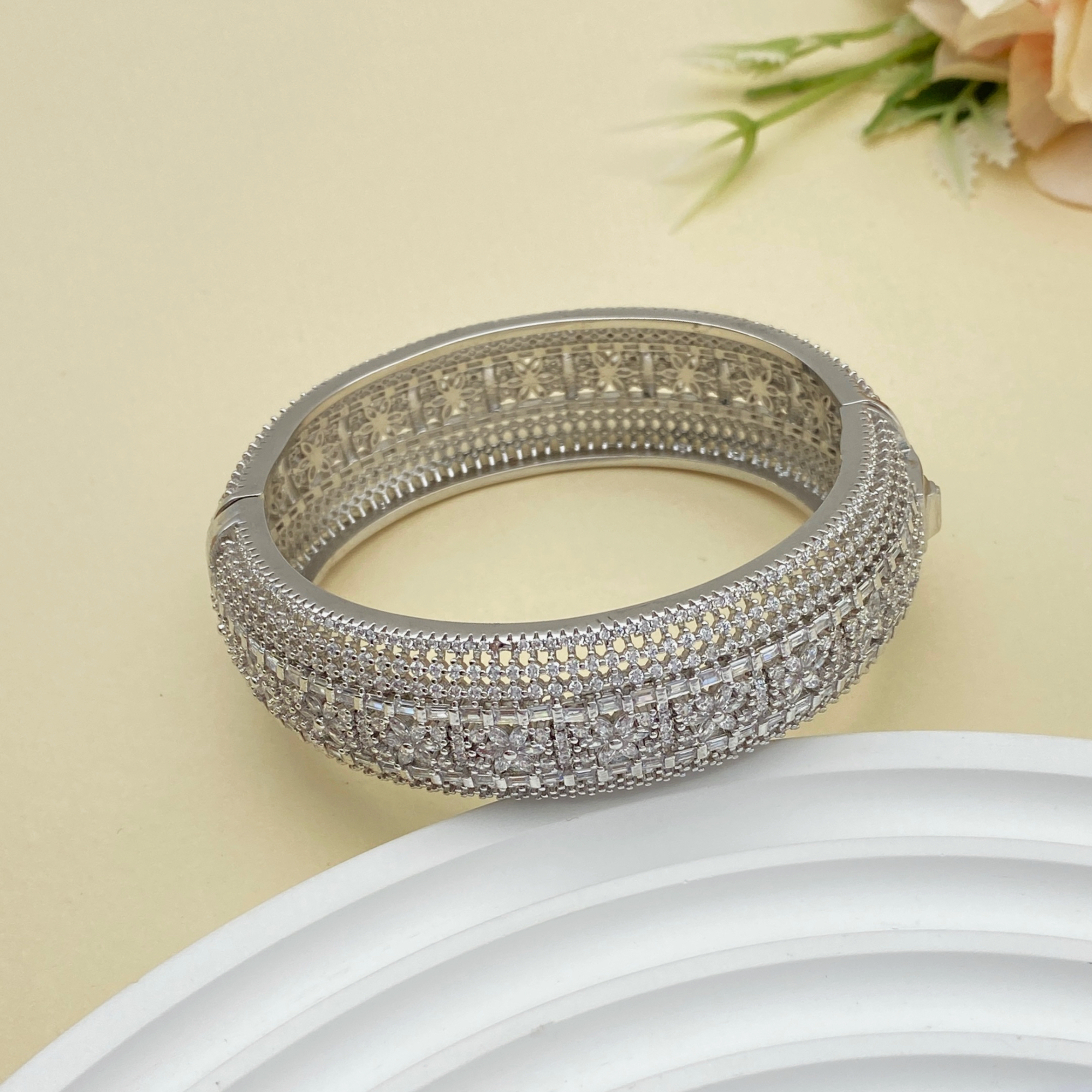 JRH Gold Plated Zirconia Bangl – Women Accessories Kuwait recenzja i cena