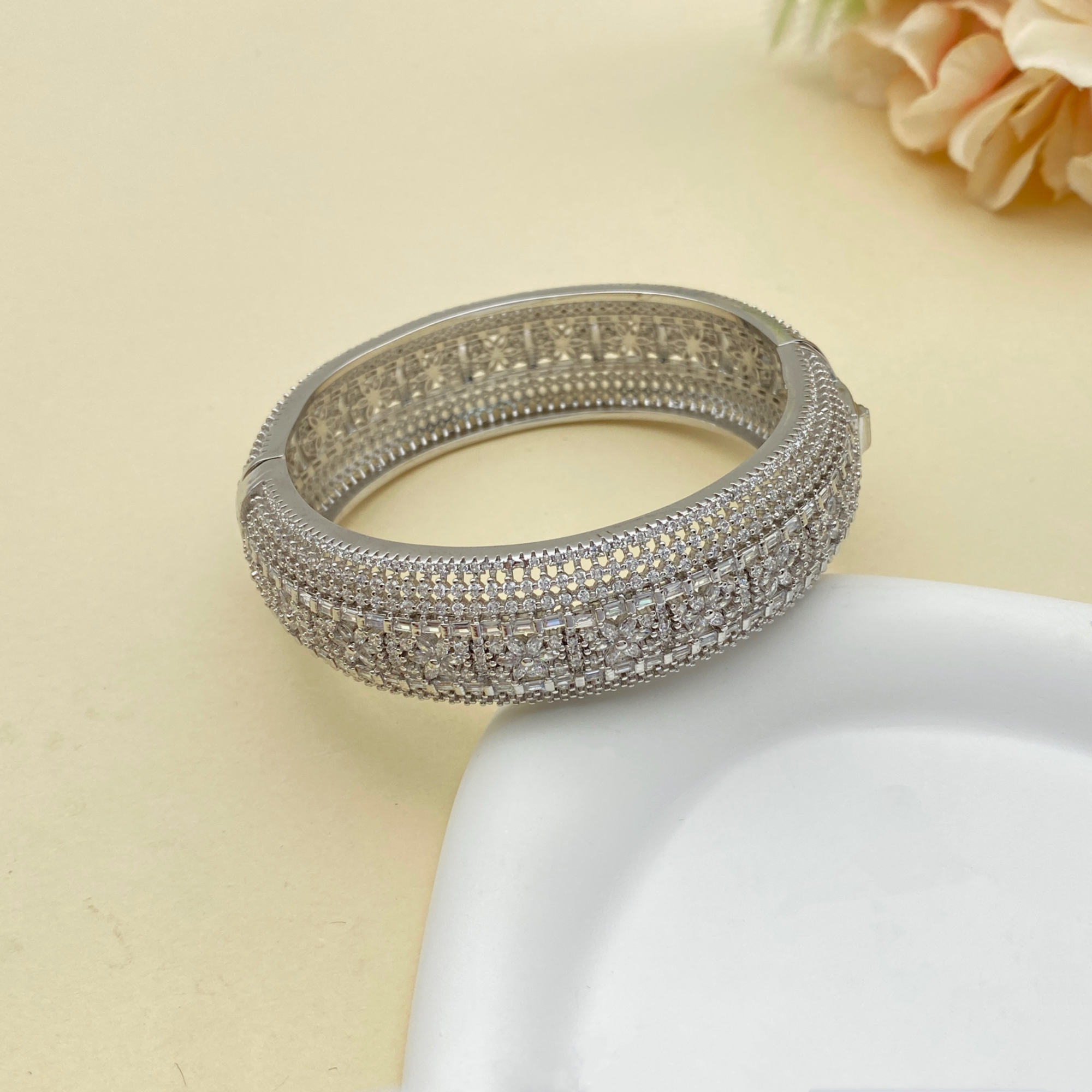 JRH Gold Plated Zirconia Bangl – Women Accessories Kuwait recenzja i cena