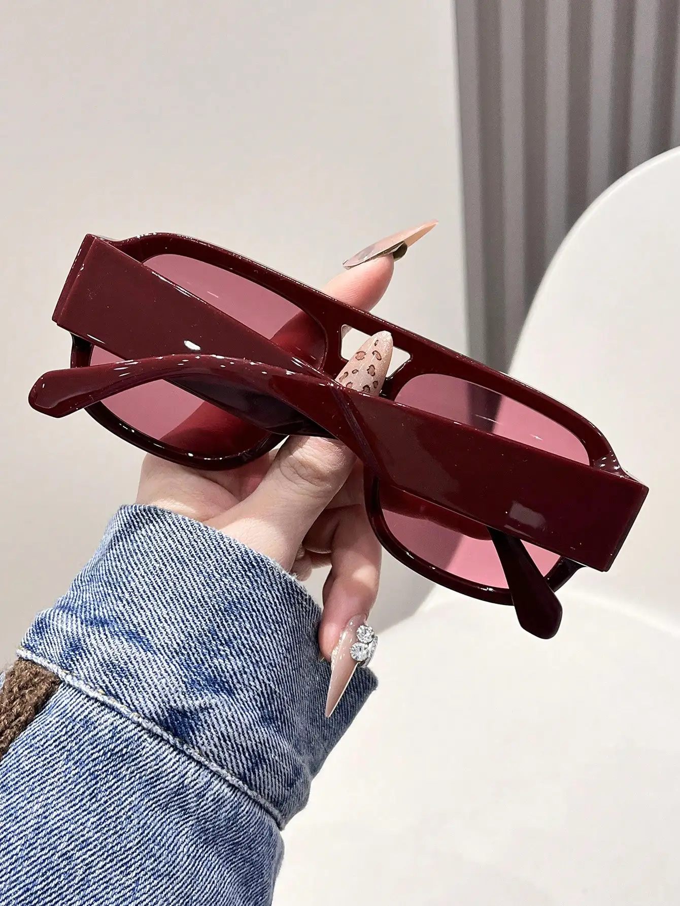 1 Pair Women Red Frame Fashion – Women'S Red Accessories recenzja i cena