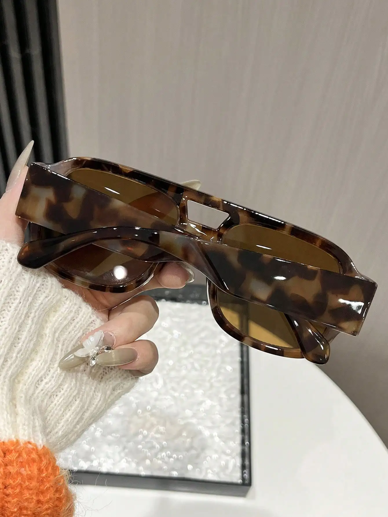 1 Pair Women Red Frame Fashion – Women'S Red Accessories recenzja i cena